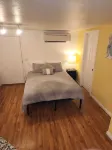 Well-Equipped Kitchenette and Modern Appliances - Charming Cozy