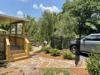 Spacious Living Area and Outdoor Oasis - Chic Modern Retreat Hotels in Mountain Brook