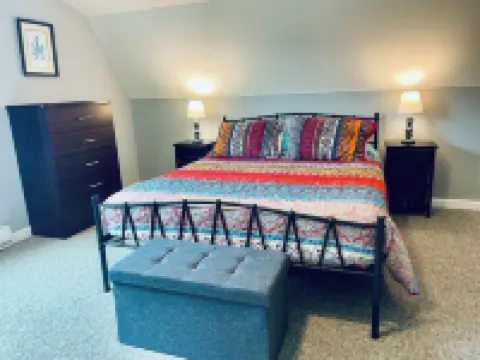 The Outlet House, Comfortable Cottage