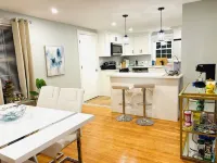 1-bedroom unit with Private Entrance/ Laundry/Kitchen/Parking