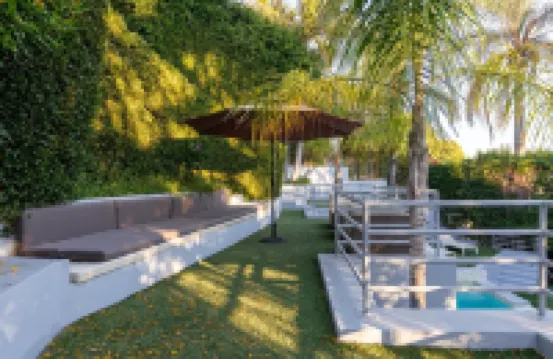 Stunning City Views and Two Swimming Pools - Exquisite Hilltop Retreat