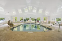 Pools, Tennis Courts and Scenic Balcony Views - Charming Coastal Getaway