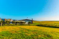 Dog-friendly oceanfront condo - walk to beach & Gearhart Golf Links Hotels in Clatsop County