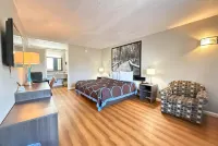 Super 8 by Wyndham Hardeeville - Haustierfreundliche