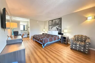 Super 8 by Wyndham Hardeeville Hotels in Hardeeville