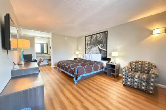 Super 8 by Wyndham Hardeeville