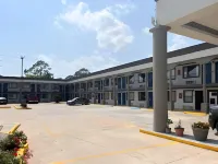 Studio 6 Suites Opelousas, LA Hotels in Opelousas