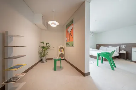 Time Terminal Hotel Daejeon 1st by Aank Отели рядом с достопримечательностью «Университет Дайеона»