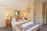 Pinfold Cottage Hotels in Escrick