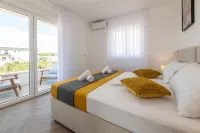Lux Apartments Hotels in Opcina Novalja