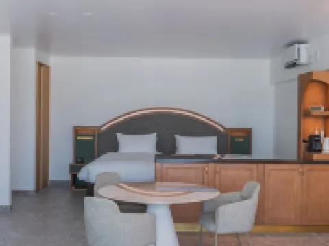 宮古島聖託里尼酒店及別墅