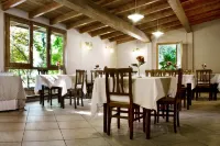 Casale Dell'Orso Hotels in Momigno