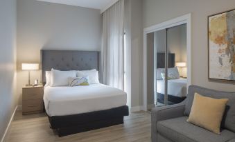 Art House Hotel