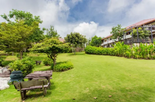 Starwell Garden Home Resort Hotels near Wang Nam Kheaw