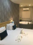 Village Motel Hotels in Havelock North