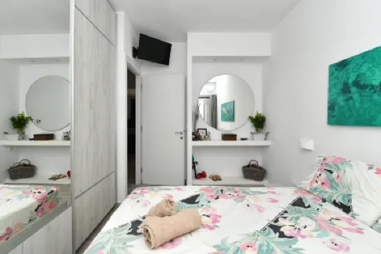 Parikias Seaside House