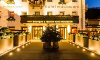 Boutique & Fashion Hotel Maciaconi - Gardenahotels Hotels near Biblioteca Tresl Gruber