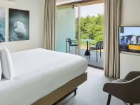 Le Domaine des Vanneaux Golf & Spa - MGallery Collection Hotels in Asnieres-sur-Oise
