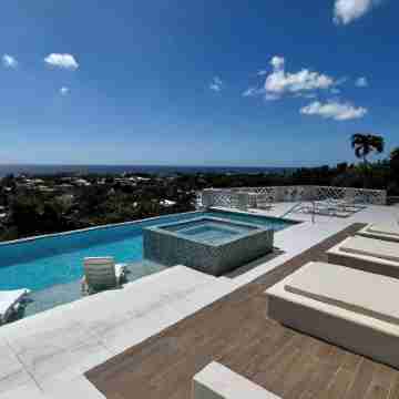 Luxury 4 Bed Villa in Barbados with Amazing Views Fitness & Recreational Facilities