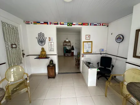 Casinha Tropical Отели рядом с достопримечательностью «Chinese Belvedere»