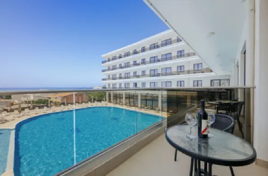Casa Costa Hotels in 