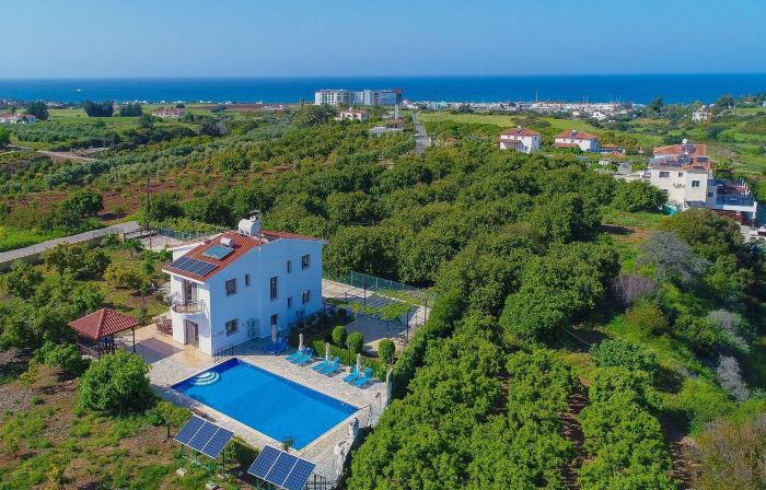Villa Leda Finiki in Latchi
