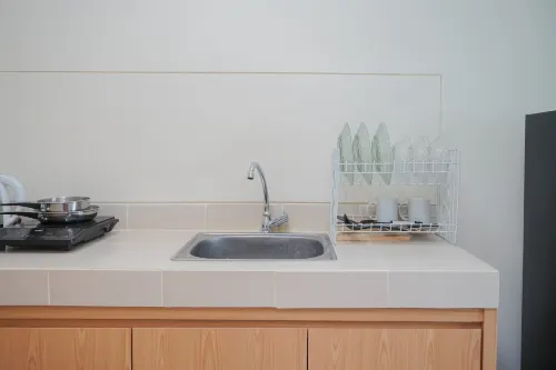 Simply Look Studio Apartment at B Residence - 2-Star