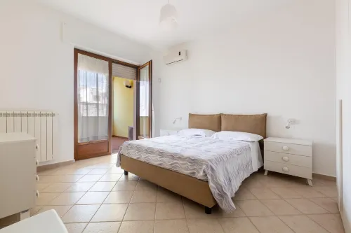 3225 La Trozzella公寓 by Barbarhouse