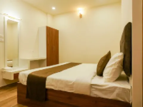 Grand Plaza Inn Hotels in Kottakkal