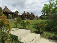 Balkondes Bumiharjo (Kampung Dolanan) Các khách sạn ở Bondowoso