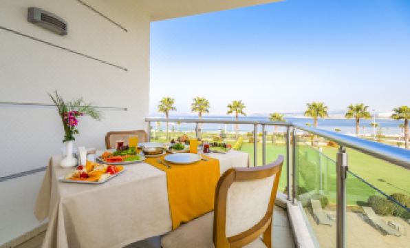 Hotel Hegsagone Marine Asia
