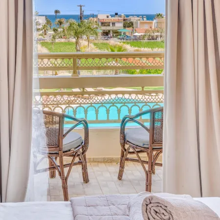 Socrates Hotel Malia Beach