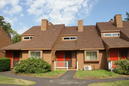 Cold Spring Plymouth Resort