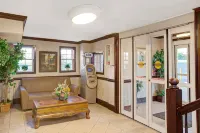 Days Inn by Wyndham Ridgefield NJ Hotels in Fort Lee