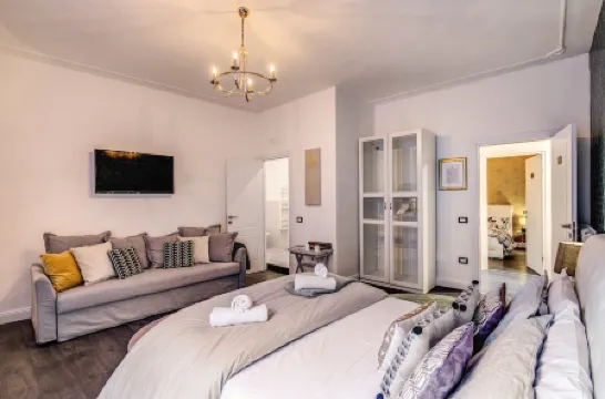 絕贊之家 - 空中花園酒店