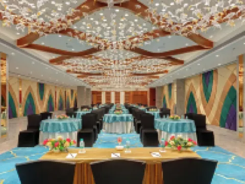 Regenta Fairlark Vadodara Hotels in Vadodara