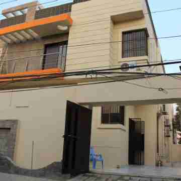 Patel Residency Guest House 2 Hotel Exterior