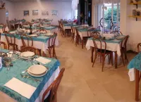 Hotel Saponi - breakfast