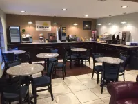 Days Inn by Wyndham New Braunfels - breakfast