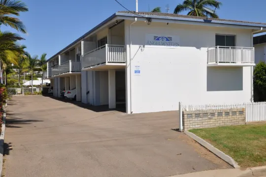 安吉爾沃特斯公寓