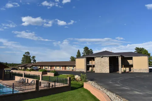 Bryce Canyon Pines Hotels in Garfield County