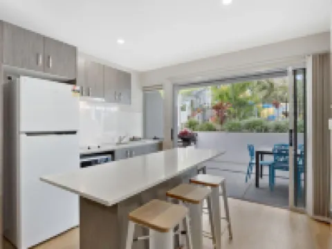 Nobby Beach Holiday Village Hotels in Miami