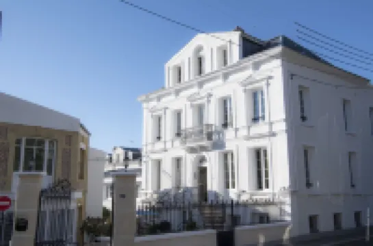 Hotel de Charme la Bonne Adresse - Logis de France Hoteles en 