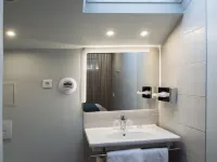 Hôtel Mercure Paris Suresnes Longchamp Hotels in Paris