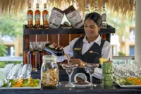 Viva Dominicus Palace by Wyndham, A Trademark All Inclusive - bar