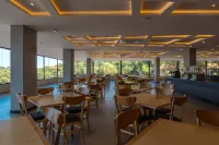 Complexo Eco Cataratas Resort by SJ - 4-Star