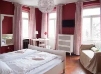 Hemingway`s Heidelberg Hostel Hotels in Dossenheim