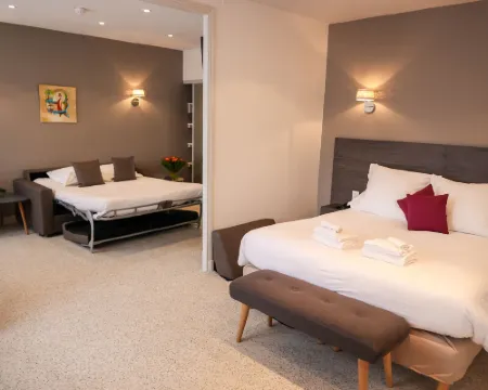 HÔTEL le Chapon Fin Hotels in Moissac