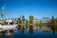 Embarc Ucluelet Hotels in Ucluelet