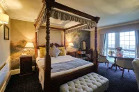 New House Country Hotel Hotels near St Helen's Church